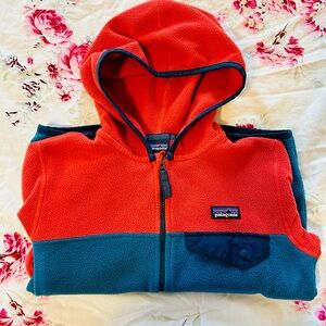 Patagonia Kids' Micro D Snap fleece jacket xs5-6 orange and blue
